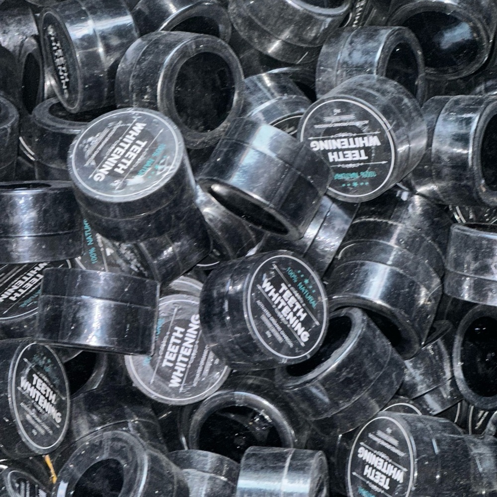 Organic sealed teeth whitening charcoal powder + bamboo brush. (wholesale 20) - Picture 3 of 5